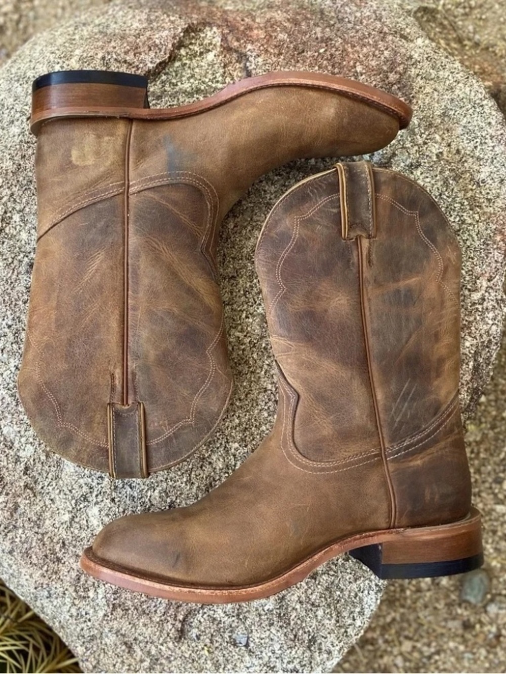 Boots BOULET ⭐️NWOT Leather Boots  Gorgeous Western Boots